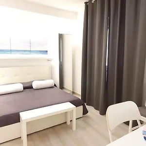 https://urban-homy-bari-centro.barihotels.org