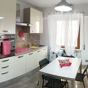 https://casa-di-lella-ai-musei-vaticani.it-romehotels.com